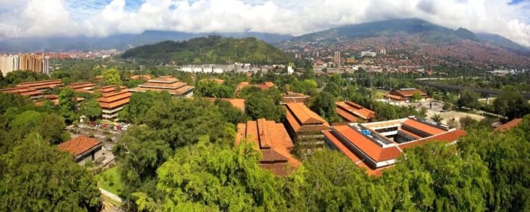 Qué evalúa el examen de la Universidad de Antioquia? 