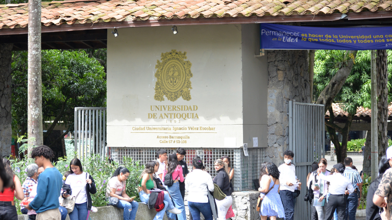 entrada universidad de Antioquia